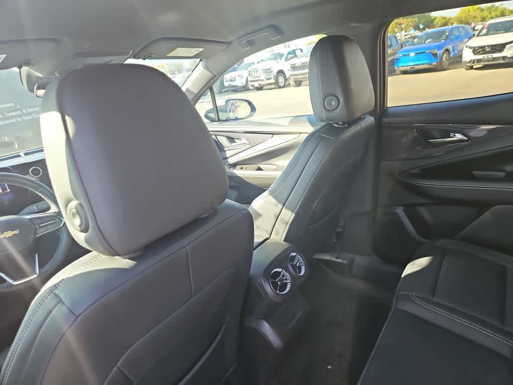 Used 2024 Chevrolet Blazer EV LT AWD/4WD image 9
