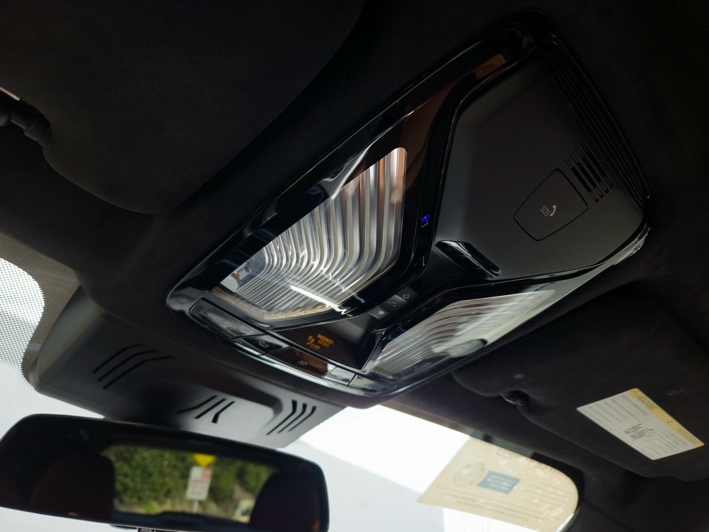 Certified 2022 BMW X7 M50i image 19