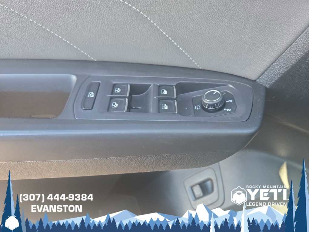 Used 2022 Volkswagen Atlas SEL Premium image 34