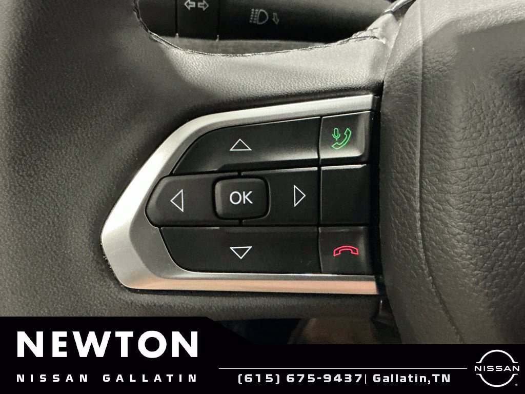 Used 2023 Jeep Compass Latitude w/ Convenience Group AWD/4WD image 32