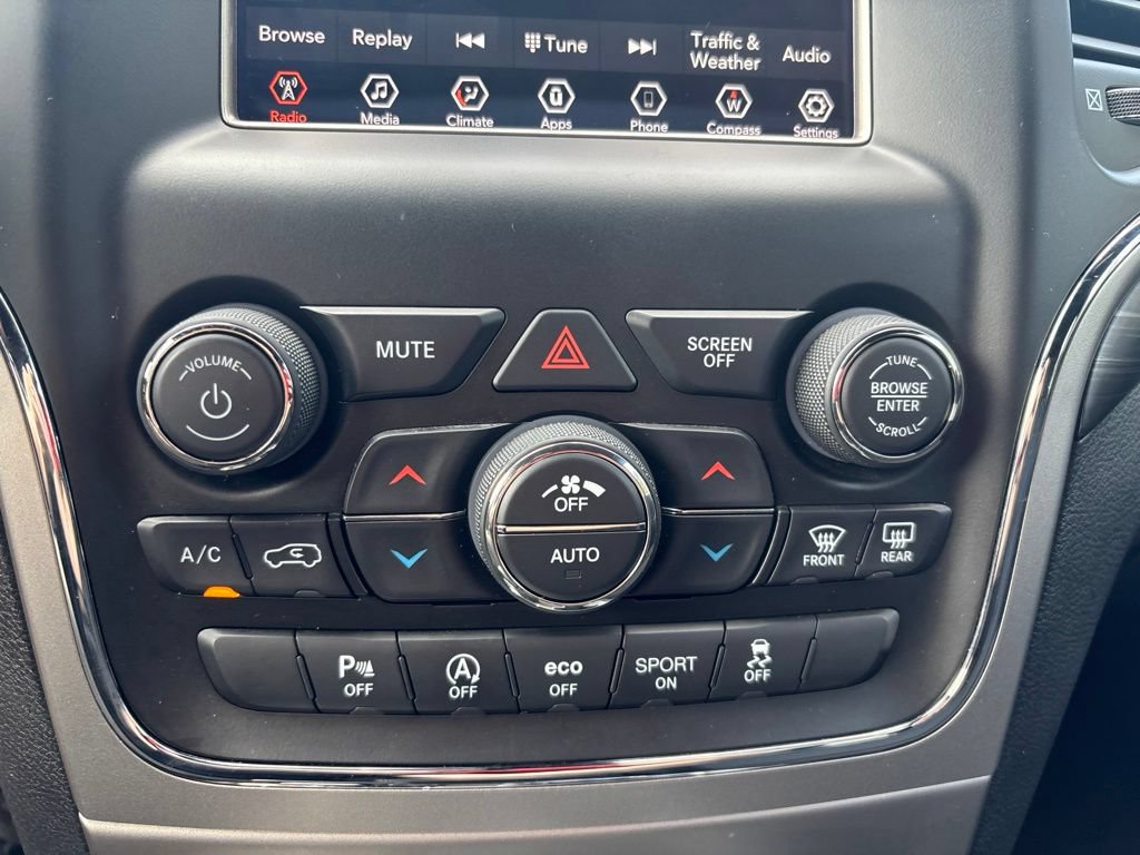 Used 2019 Jeep Grand Cherokee Laredo AWD/4WD image 26