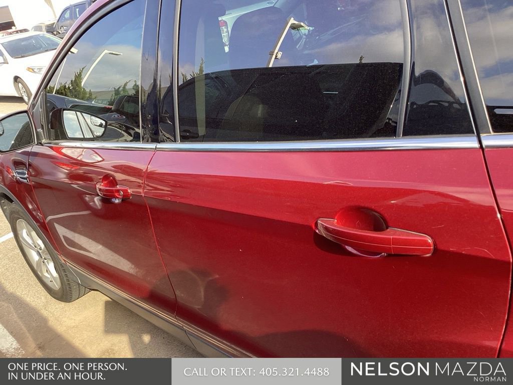 Used 2015 Ford Escape SE image 8