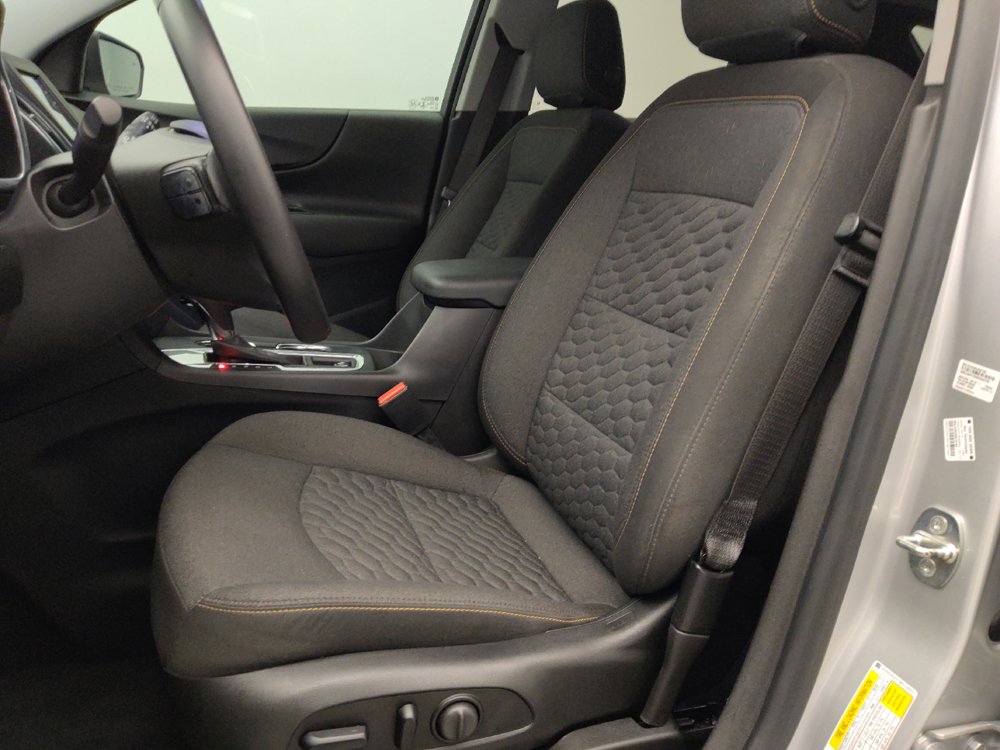 Used 2021 Chevrolet Equinox LT FWD image 17