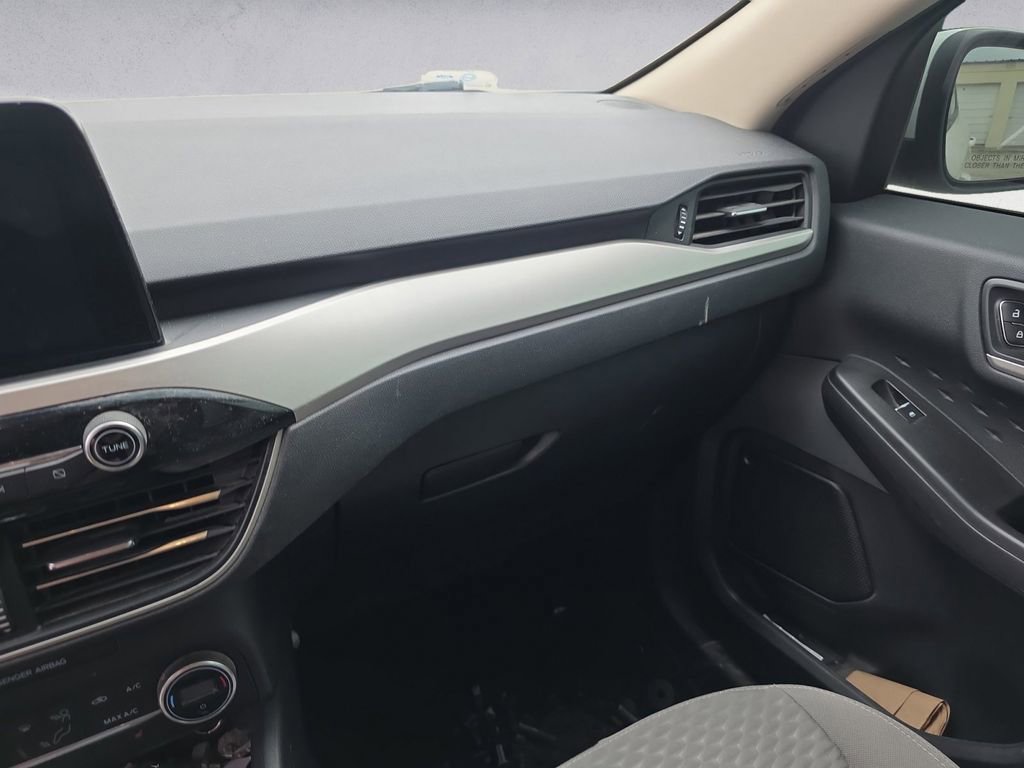 Used 2020 Ford Escape SE FWD image 10