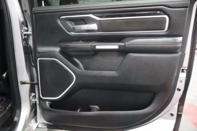 Used 2020 RAM 1500 Laramie w/ Sport Appearance Package AWD/4WD image 43
