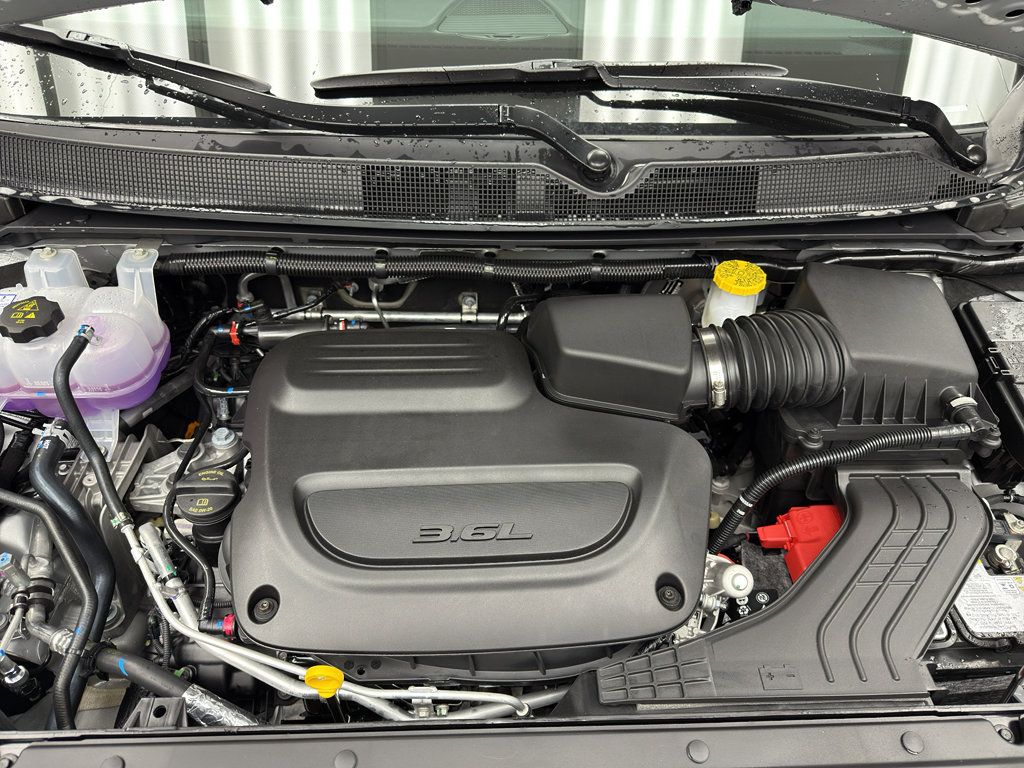 New 2026 Chrysler Pacifica Select image 6