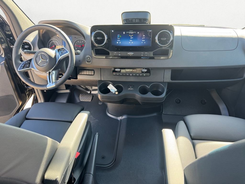 New 2026 Mercedes-Benz Sprinter 2500 image 9