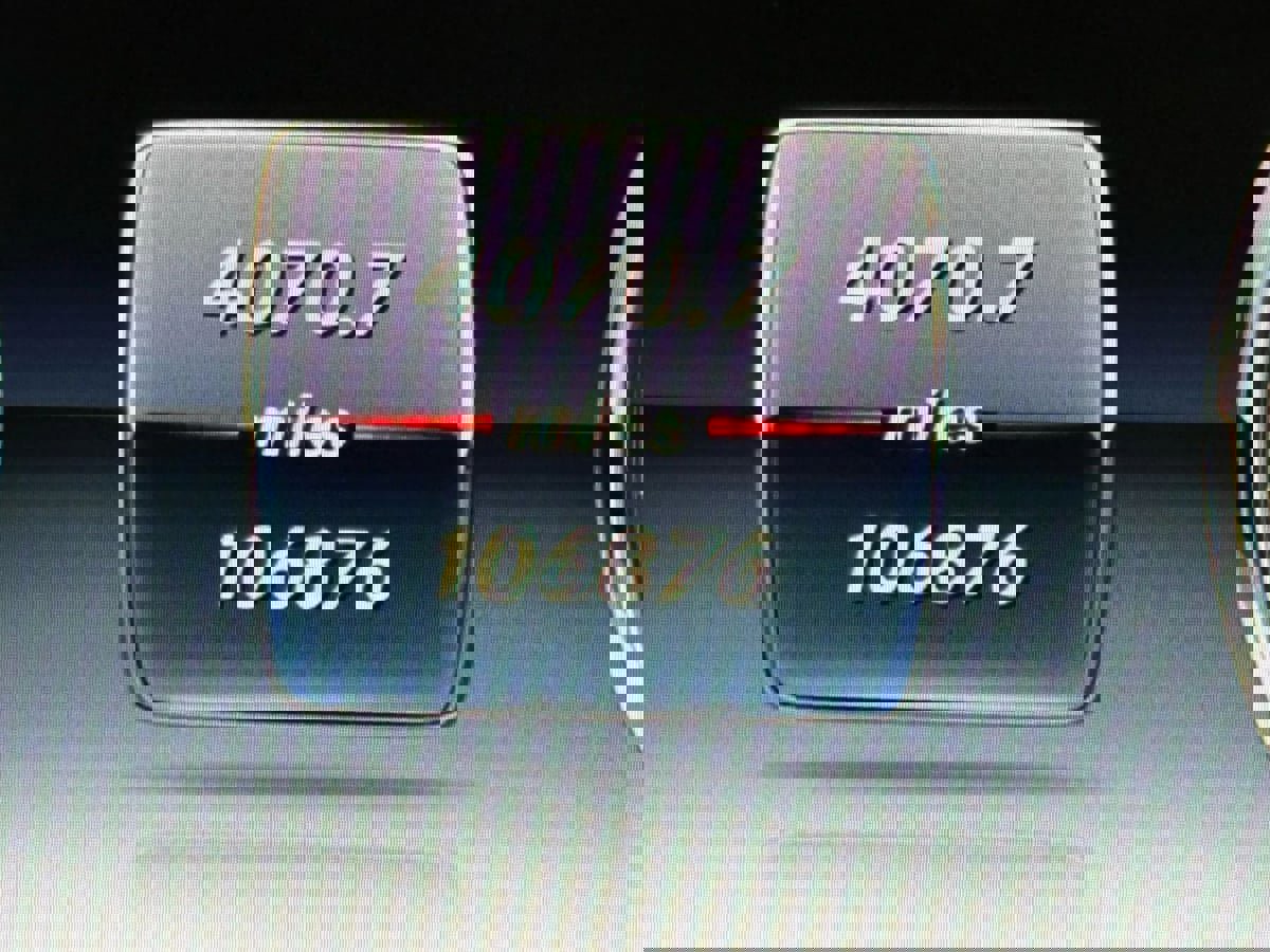 Used 2015 Mercedes-Benz S 550 4MATIC Sedan image 19