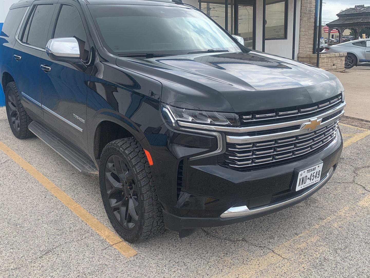 Used 2023 Chevrolet Tahoe Premier AWD/4WD image 1