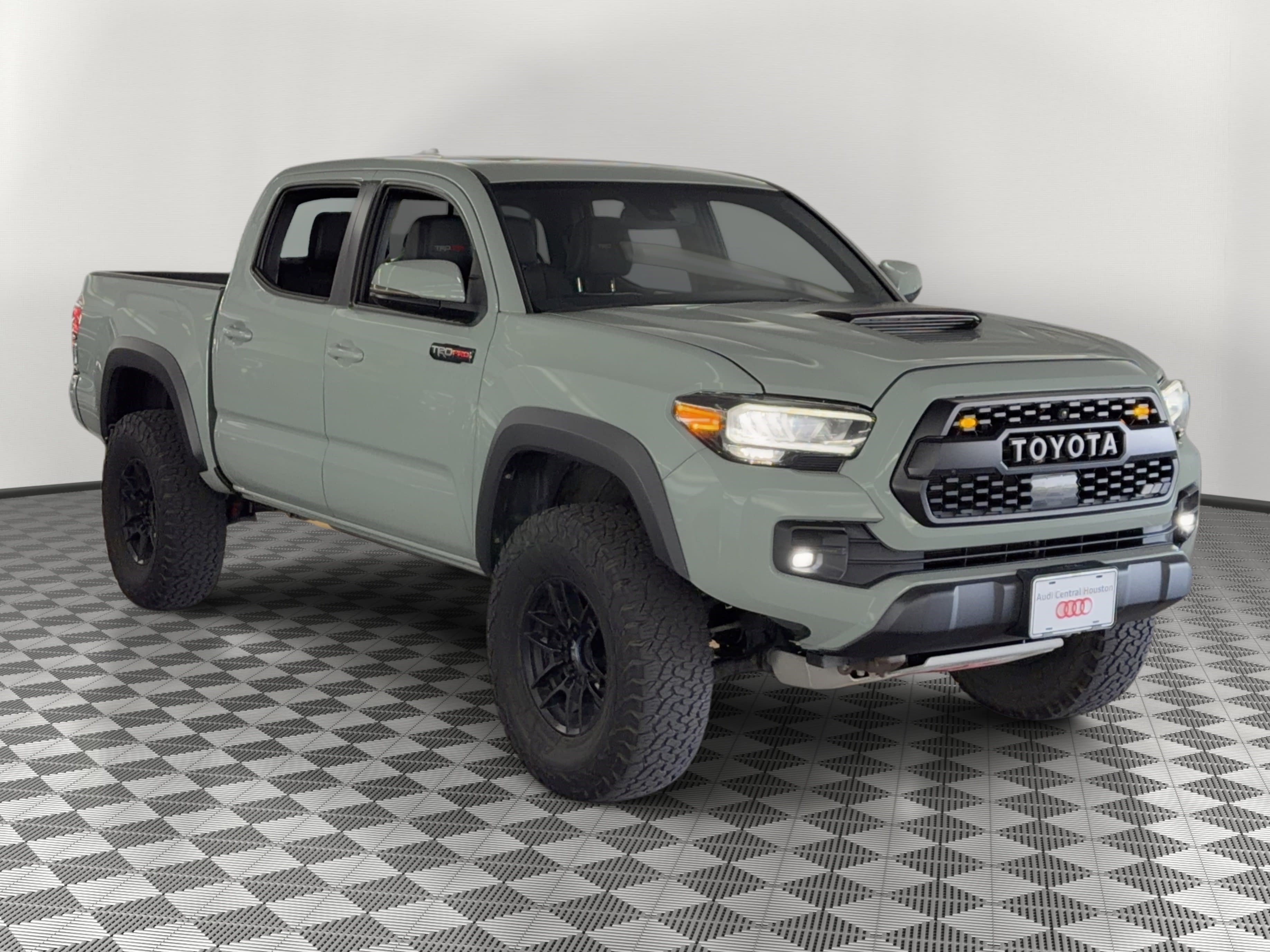 Used 2021 Toyota Tacoma TRD Pro AWD/4WD image 7