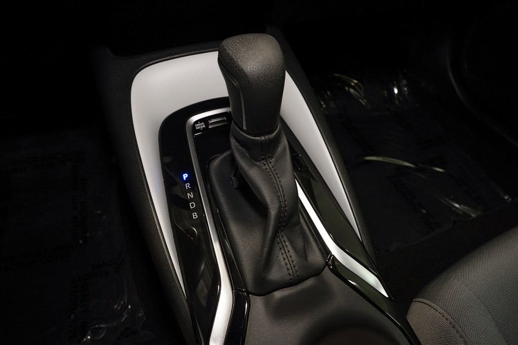 Certified 2024 Toyota Corolla SE FWD image 15