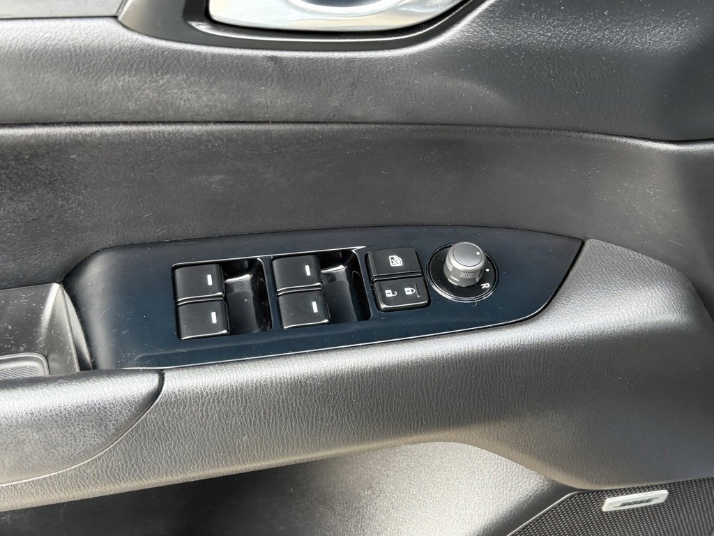 Used 2018 MAZDA CX-5 Touring w/ Preferred Equipment Package image 12