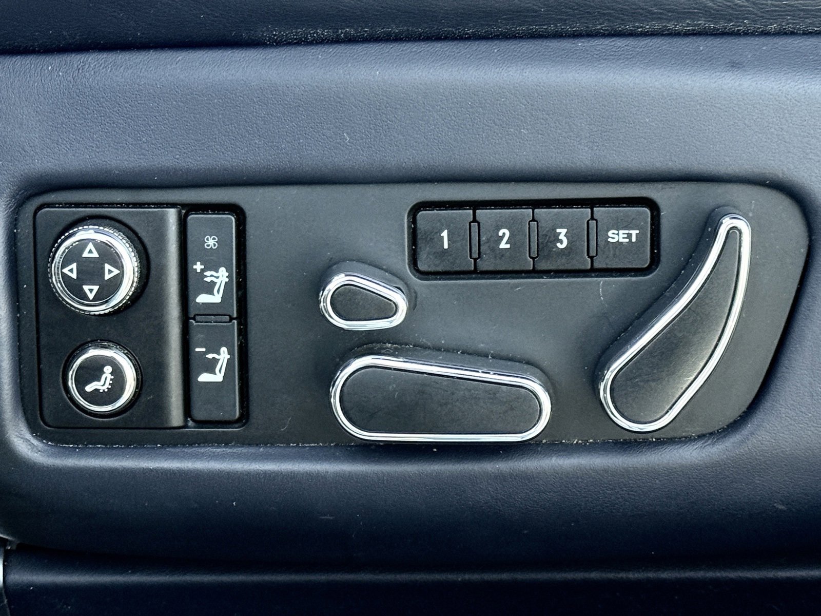 Used 2013 Bentley Continental GT image 28