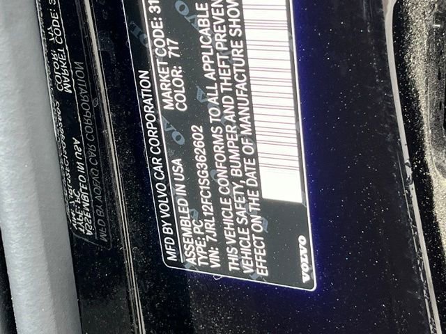 Used 2025 Volvo S60 B5 Plus image 26