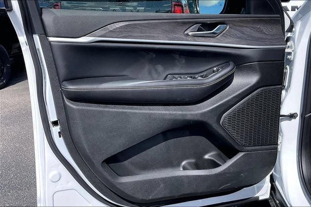 New 2026 Jeep Grand Cherokee L 4WD image 24