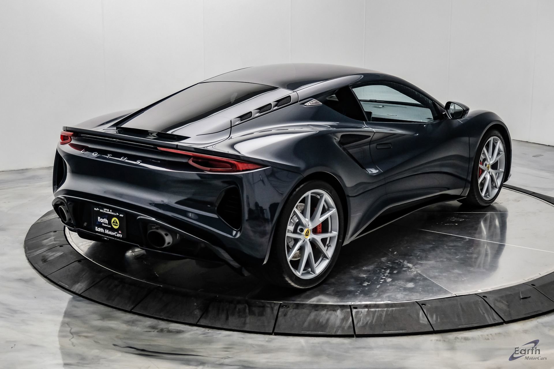 Used 2024 Lotus Emira First Edition image 21