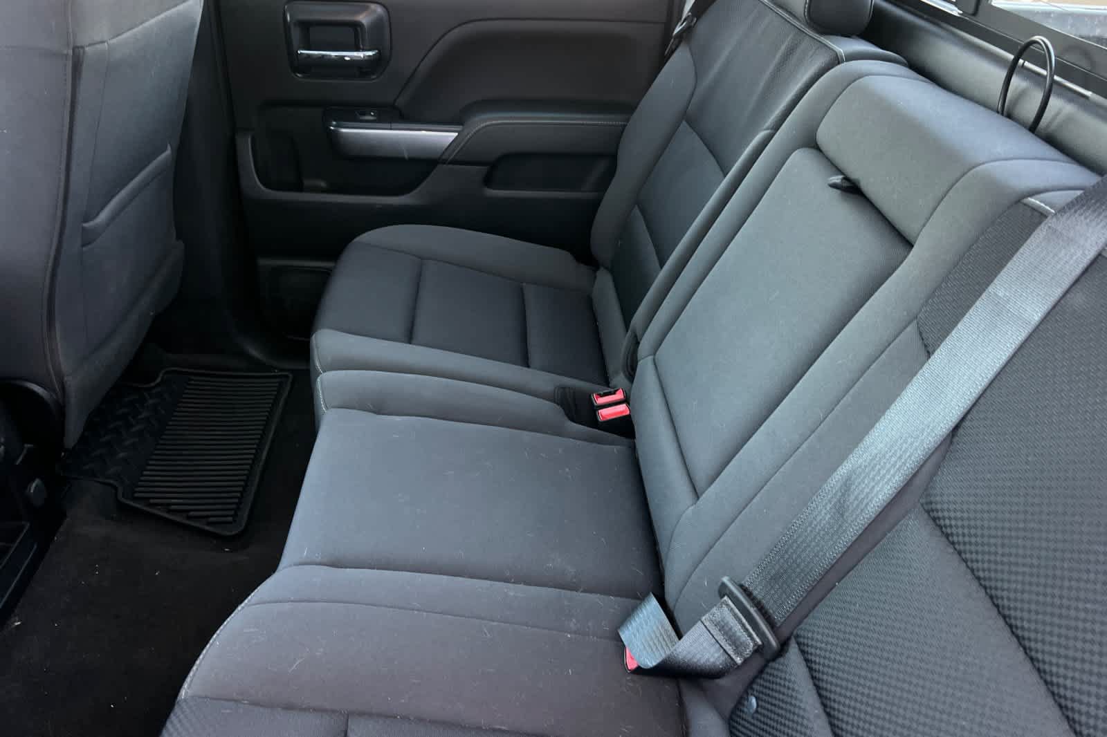 Used 2018 Chevrolet Silverado 1500 LT w/ All Star Edition RWD image 5
