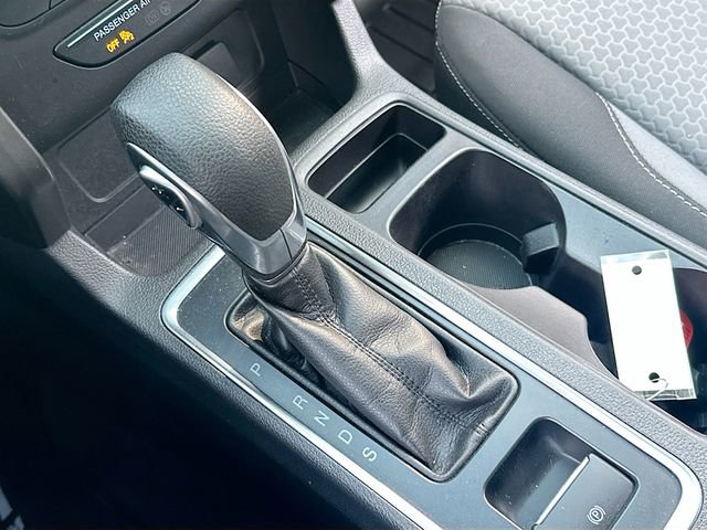 Used 2019 Ford Escape SE image 17