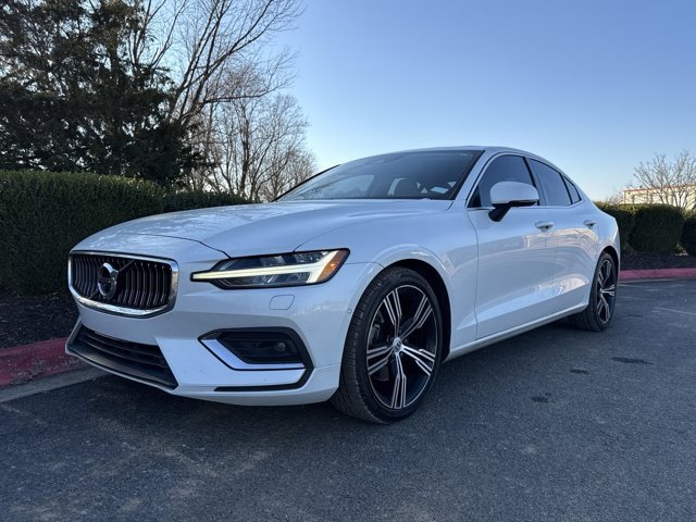 Used 2022 Volvo S60 B5 Inscription w/ Advanced Package image 9