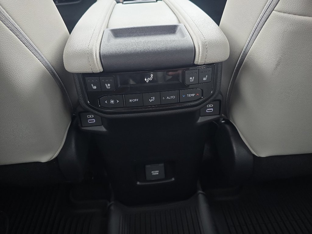 New 2026 Toyota Grand Highlander AWD Hybrid image 22