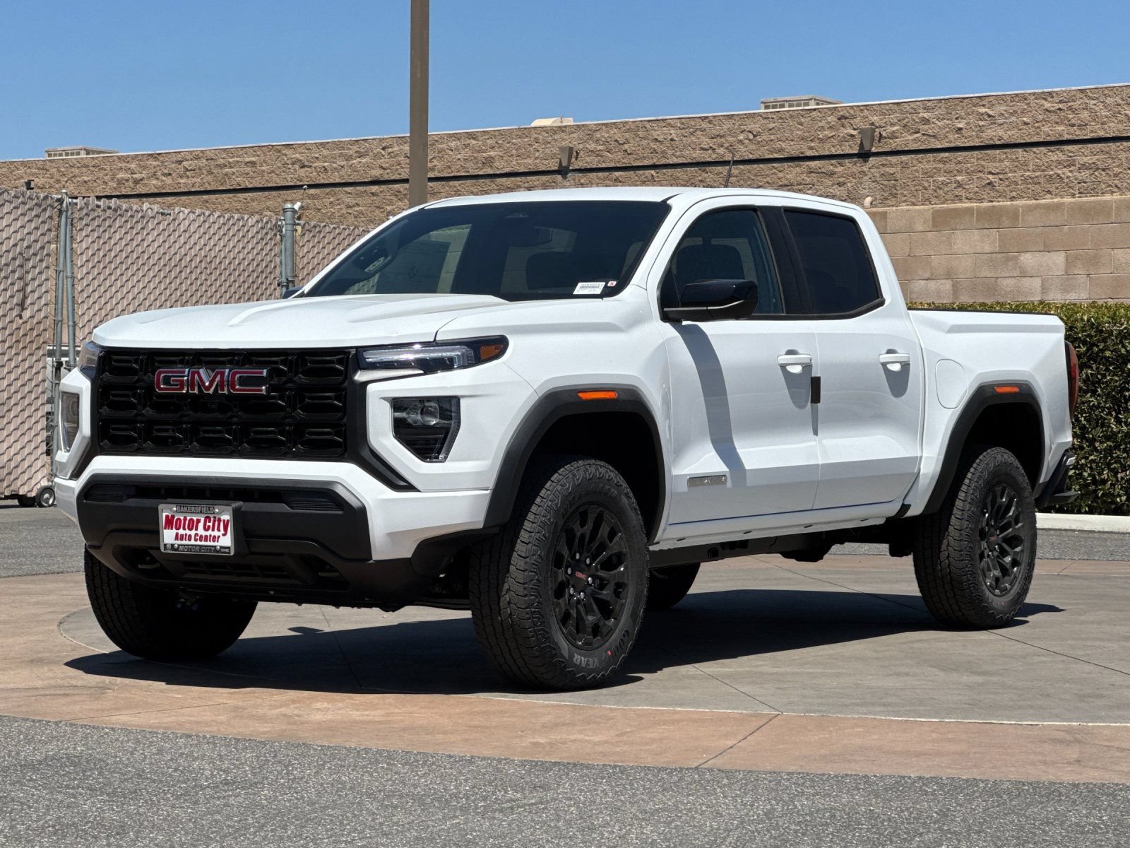 New 2026 GMC Canyon Elevation w/ Technology Package RWD image 8