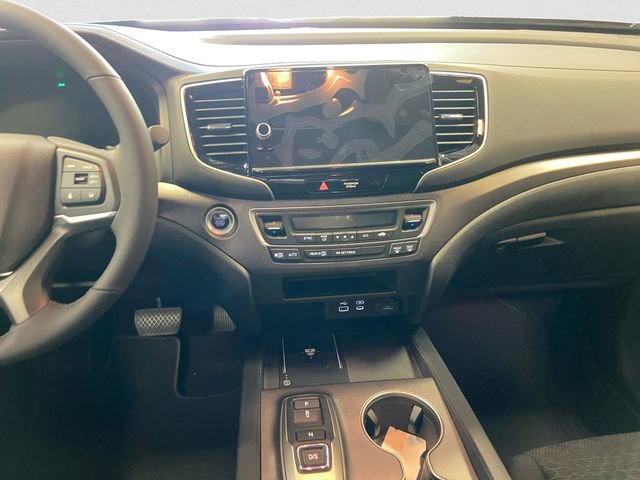 Certified 2025 Honda Ridgeline Sport image 11