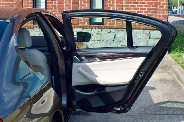 Used 2018 BMW 530i image 50