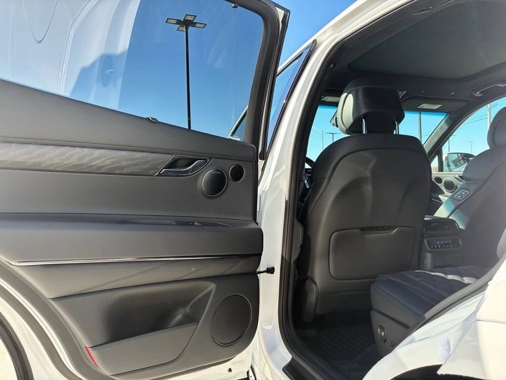 New 2026 Genesis GV80 3.5T e-SC image 12