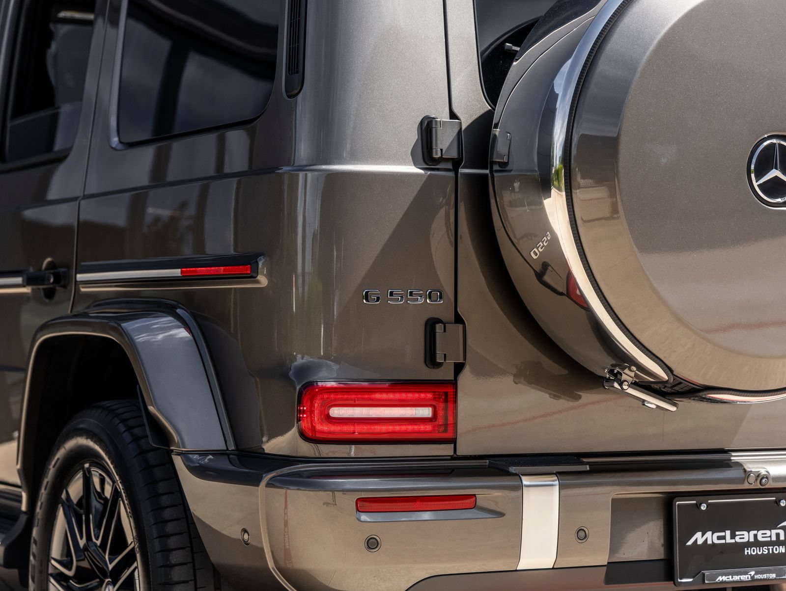 Used 2025 Mercedes-Benz G 550 image 12