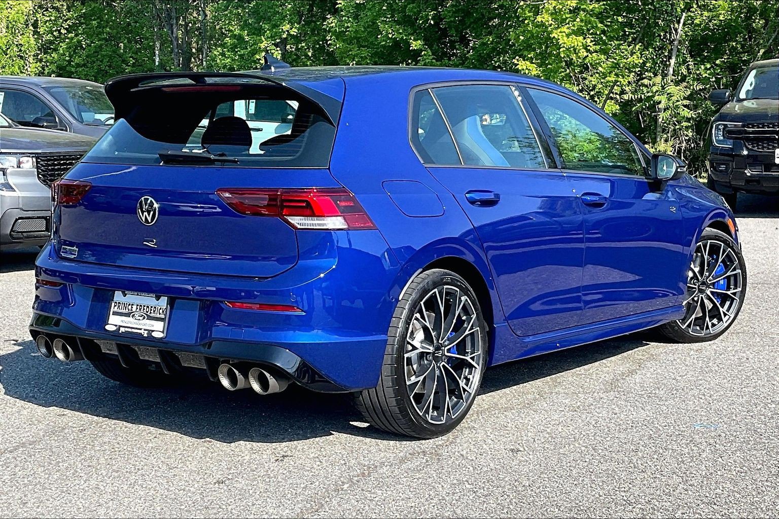 Used 2025 Volkswagen Golf w/ Euro Style Package AWD/4WD image 12