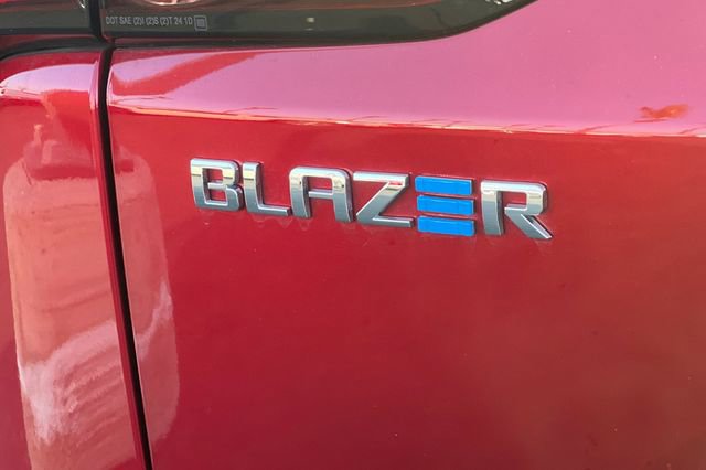 New 2025 Chevrolet Blazer EV LT image 36