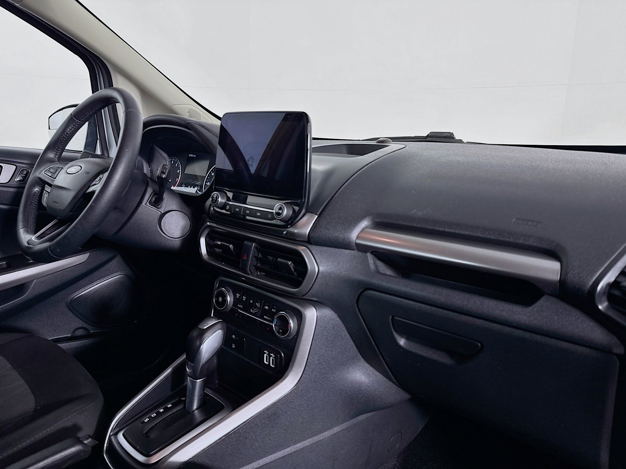 Used 2020 Ford EcoSport SE image 29