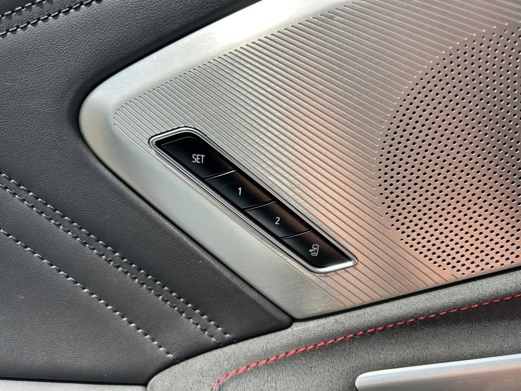 Used 2025 Chevrolet Corvette Z06 RWD image 57