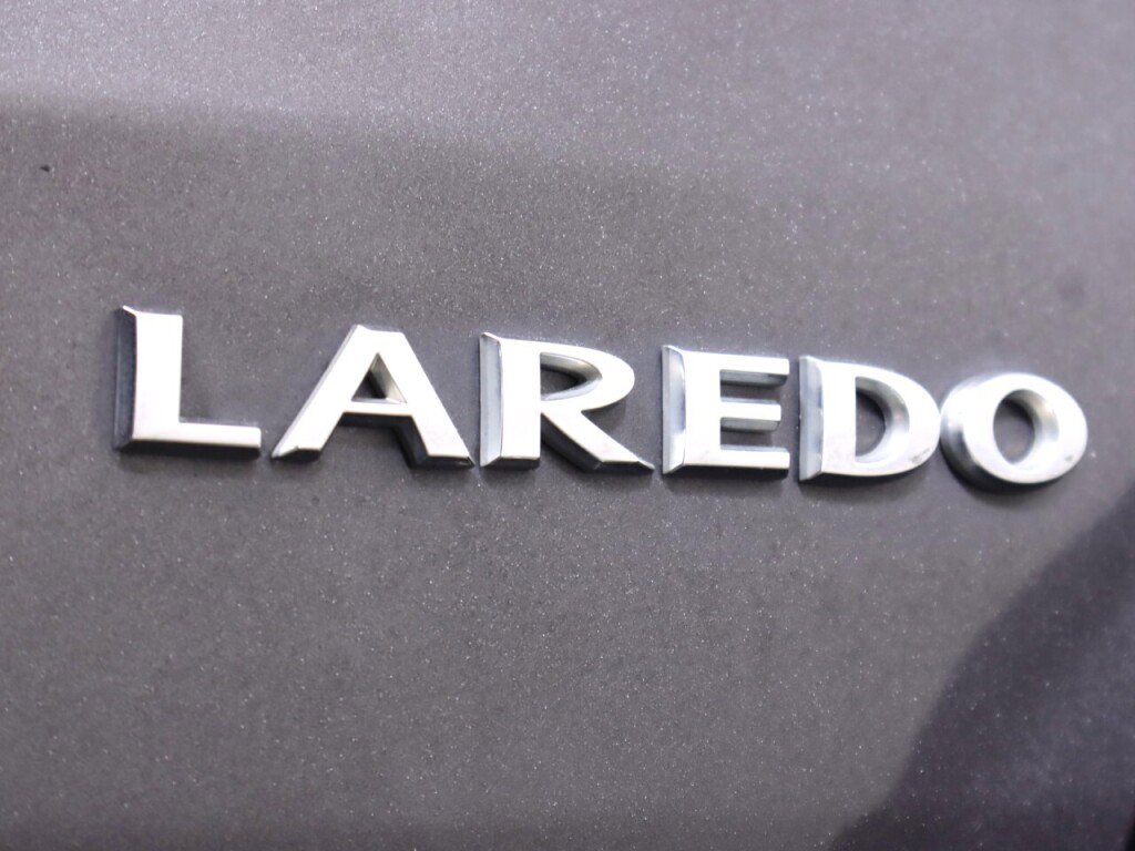 Used 2019 Jeep Grand Cherokee Laredo w/ Laredo X Package RWD image 34