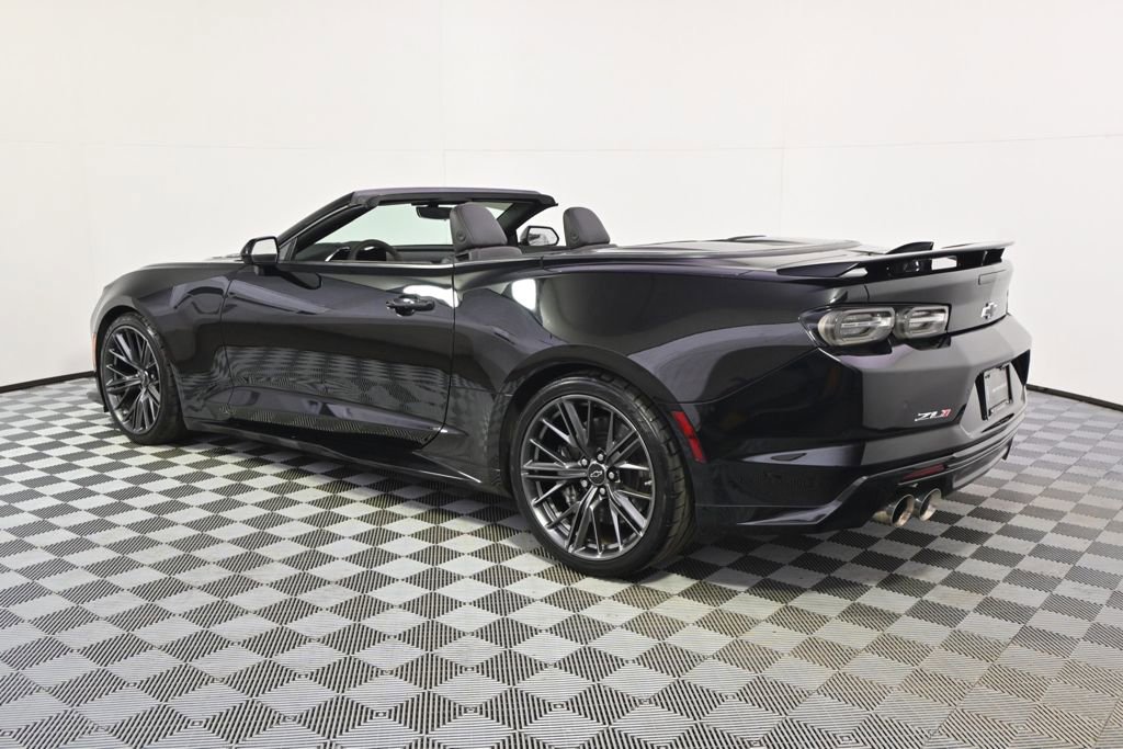 Used 2021 Chevrolet Camaro ZL1 image 3