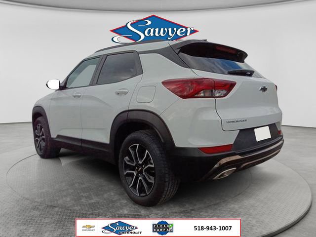Used 2023 Chevrolet TrailBlazer ACTIV w/ Sun and Liftgate Package FWD image 3