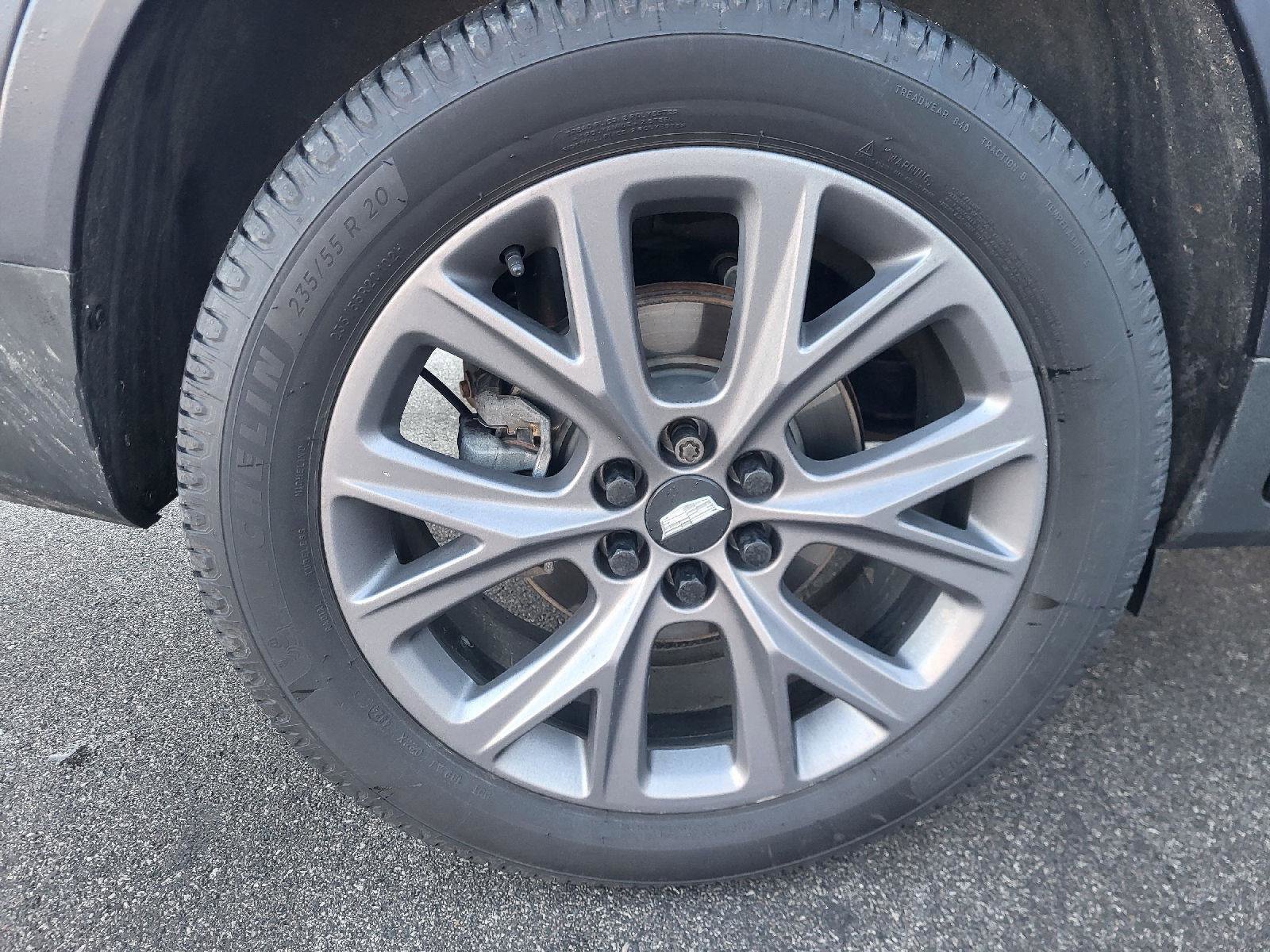 Used 2019 Cadillac XT5 Luxury w/ LPO, Black Ice Package image 13