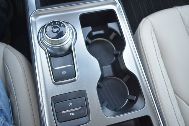 Used 2023 Ford Edge Titanium w/ Class II Trailer Tow Package image 31