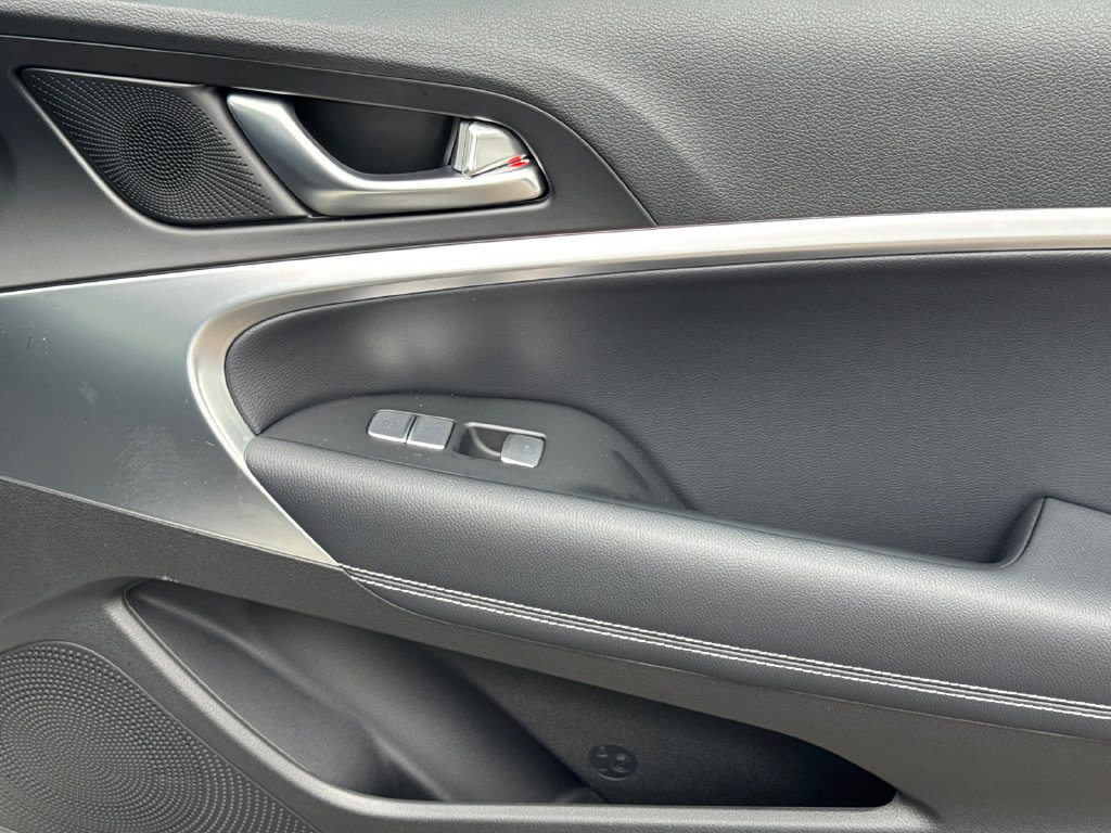 New 2026 Genesis G70 2.5T RWD image 14