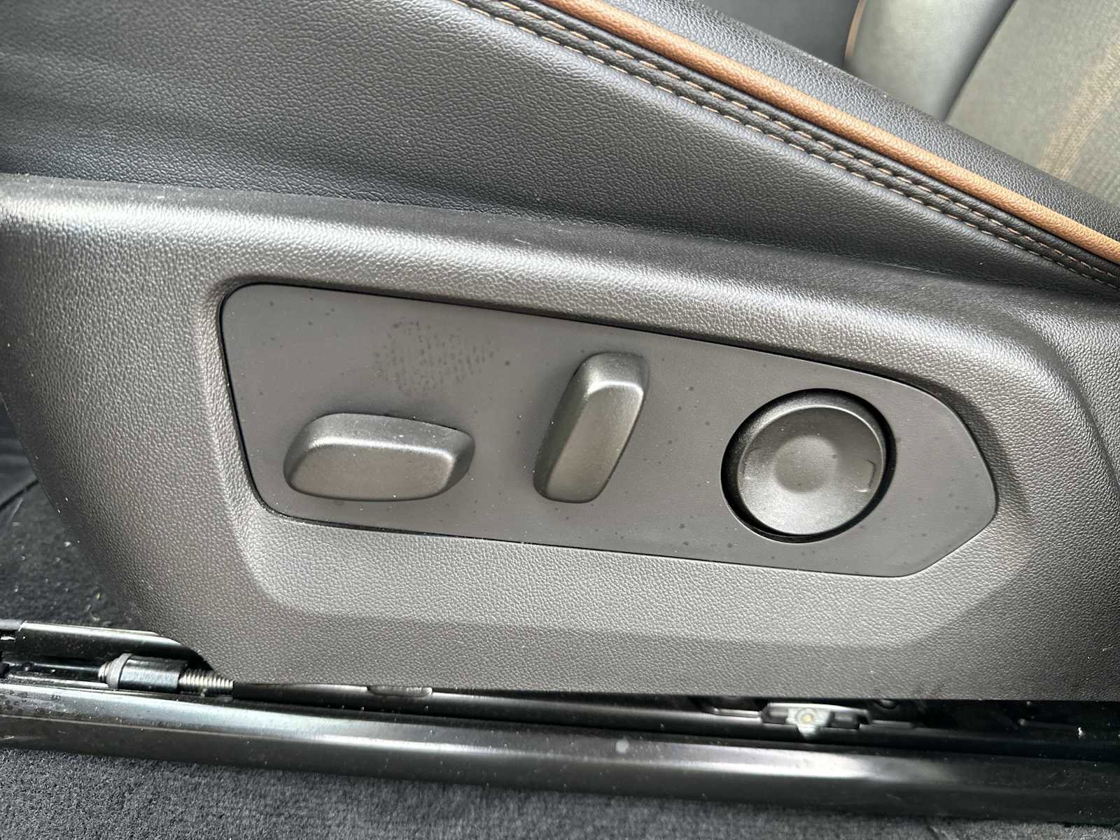 Used 2024 GMC Canyon AT4 image 13