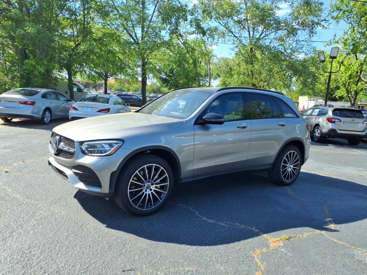 Used 2020 Mercedes-Benz GLC 300 image 8