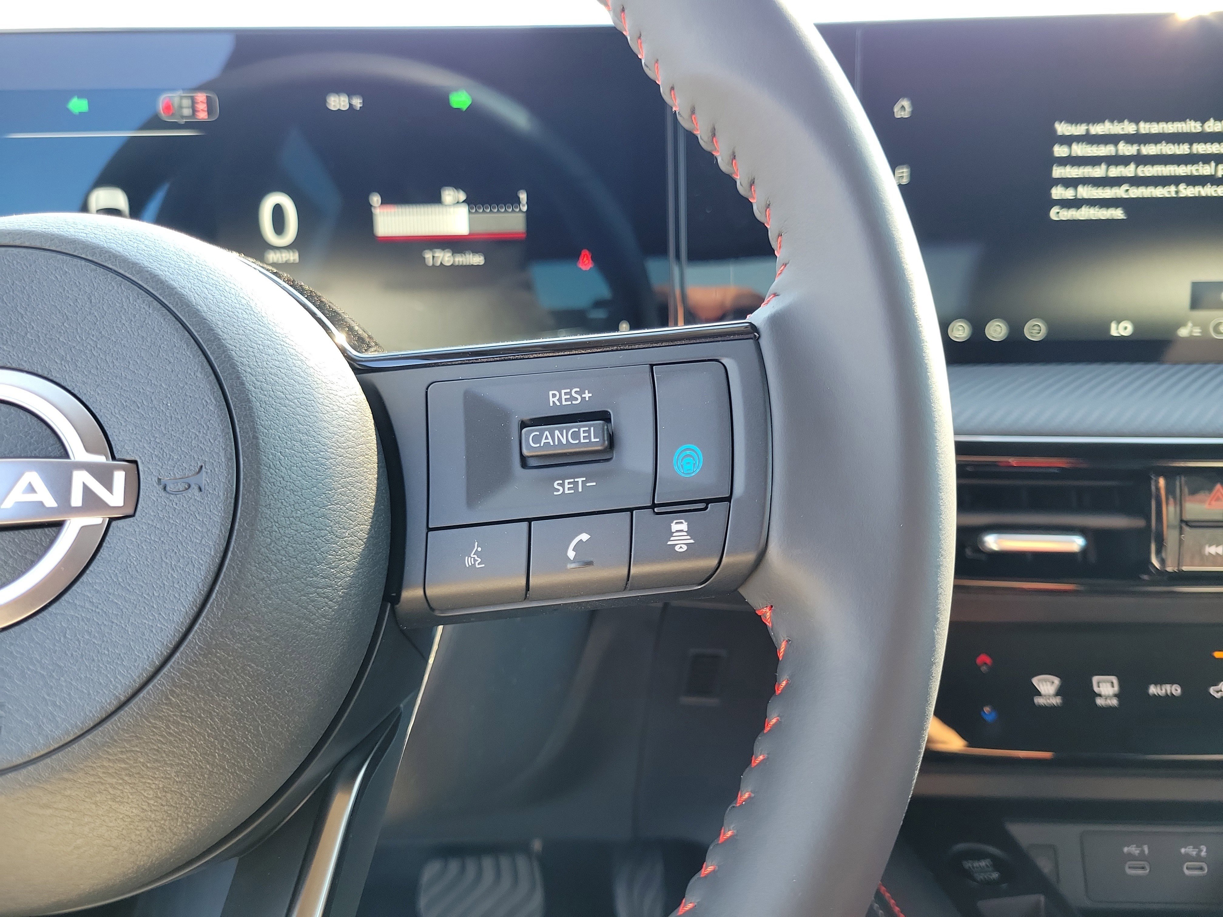 New 2026 Nissan Kicks SR w/ Cold Weather Package image 24