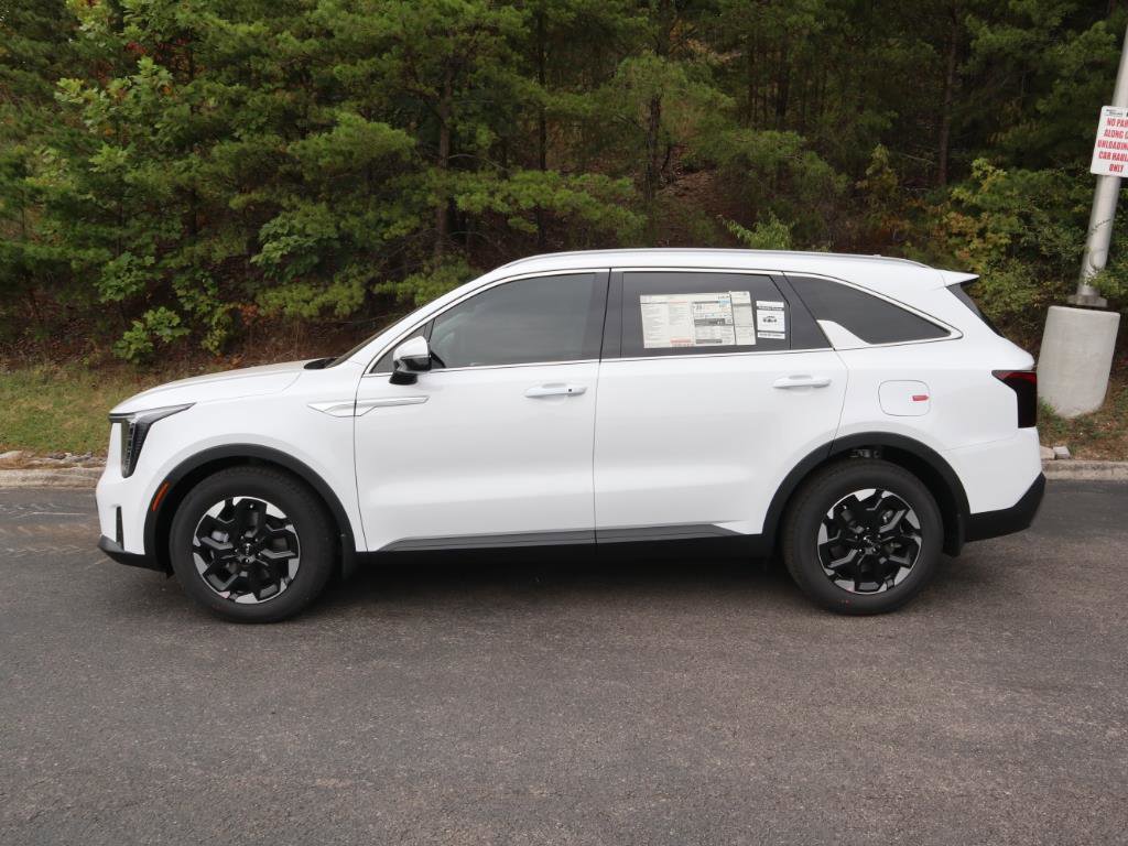 New 2025 Kia Sorento S w/ Panoramic Sunroof Package image 2
