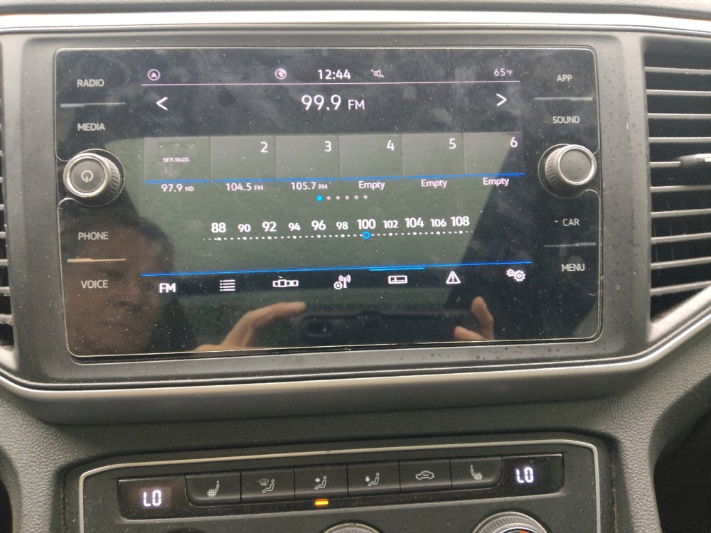 Used 2021 Volkswagen Atlas Cross Sport SE FWD image 25