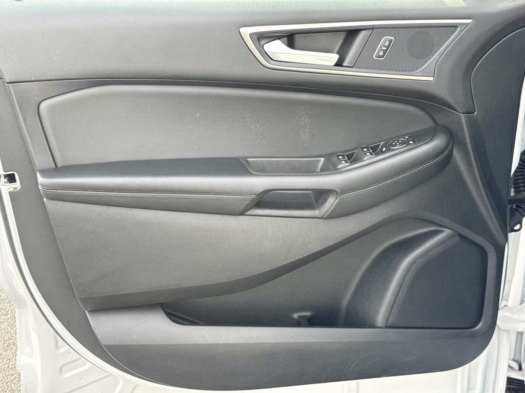 Used 2024 Ford Edge SEL AWD/4WD image 17