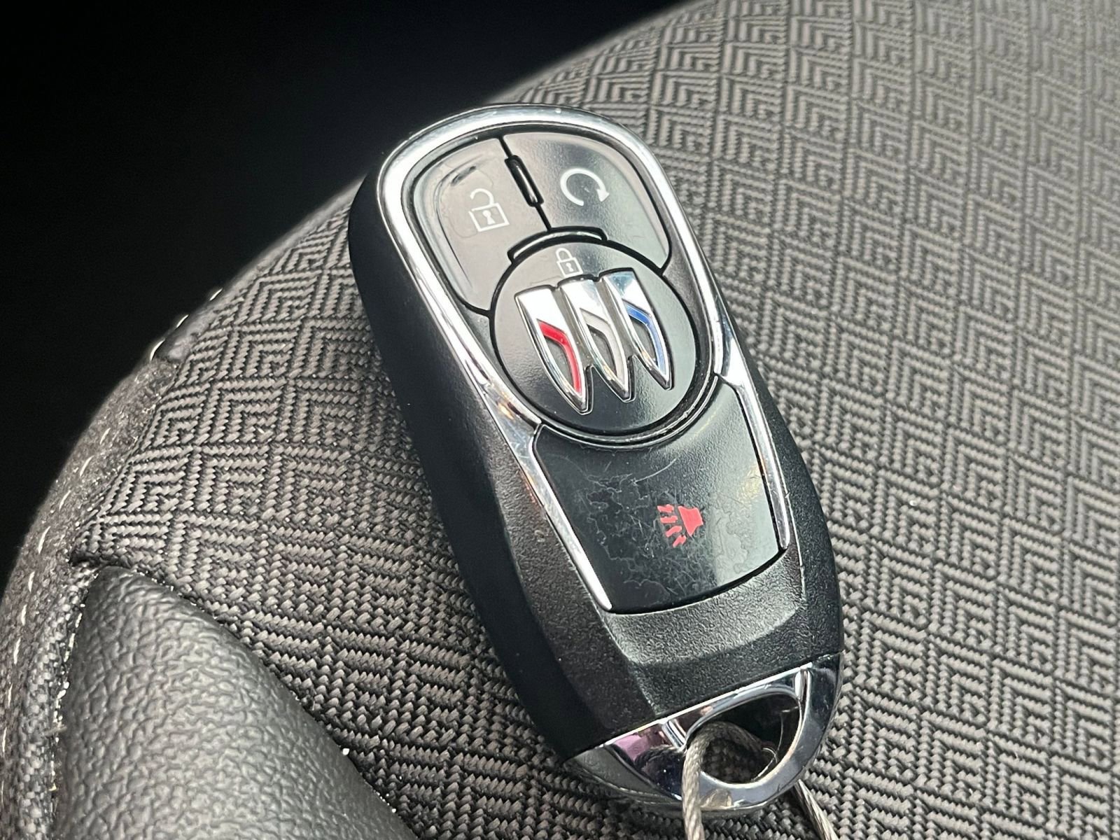 Used 2025 Buick Encore GX Preferred image 21