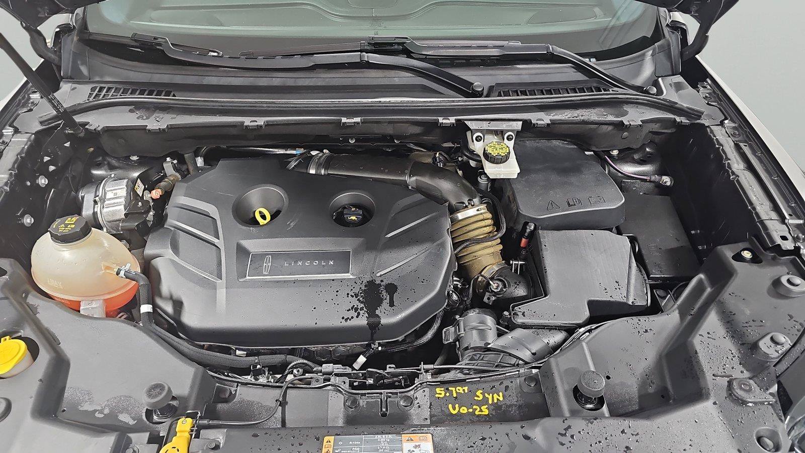 Used 2019 Lincoln MKC Premiere FWD image 9
