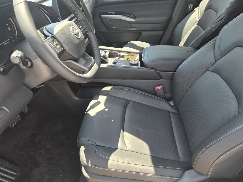 New 2026 Nissan Pathfinder SL AWD/4WD image 11