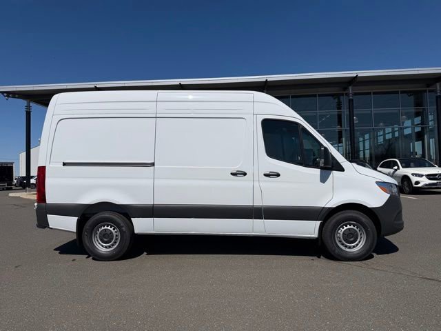 Used 2026 Mercedes-Benz Sprinter 2500 image 8