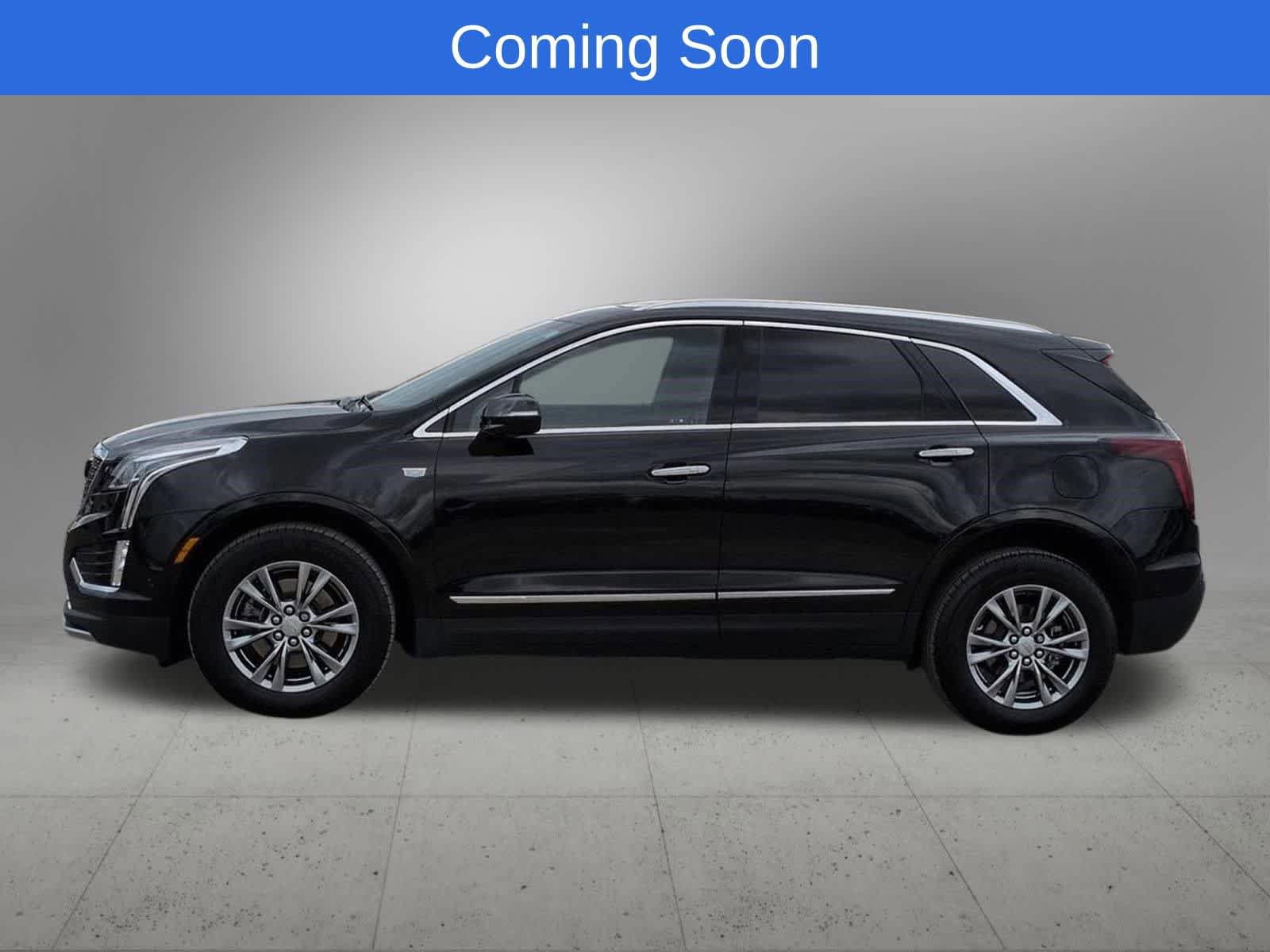 Used 2023 Cadillac XT5 Premium Luxury w/ Technology Package AWD/4WD image 3
